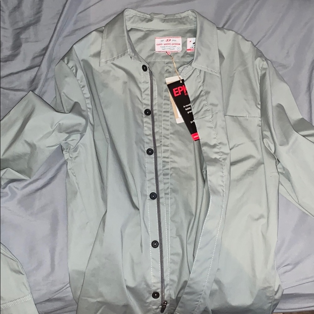 Men’s button and zip down